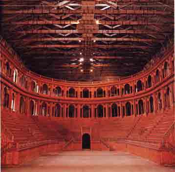 Teatro Farnese = Parma